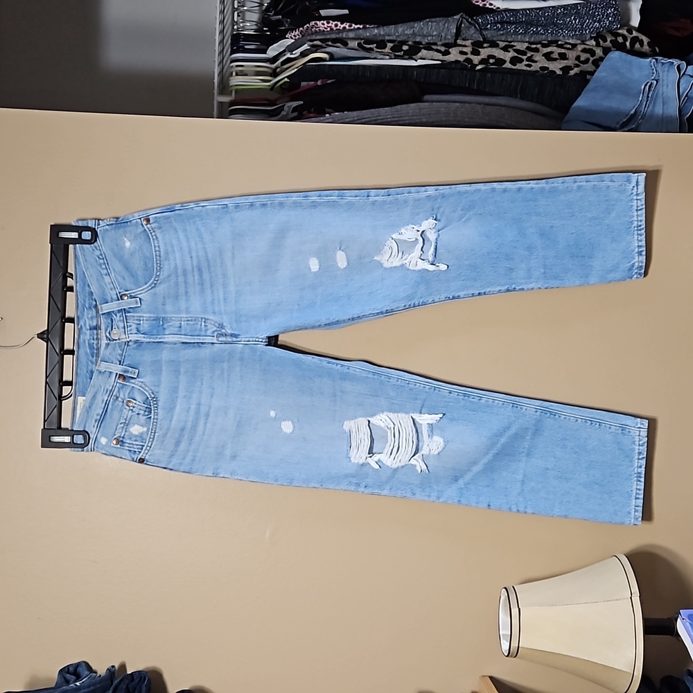 Levi's Jeans - Picture 3 of 12